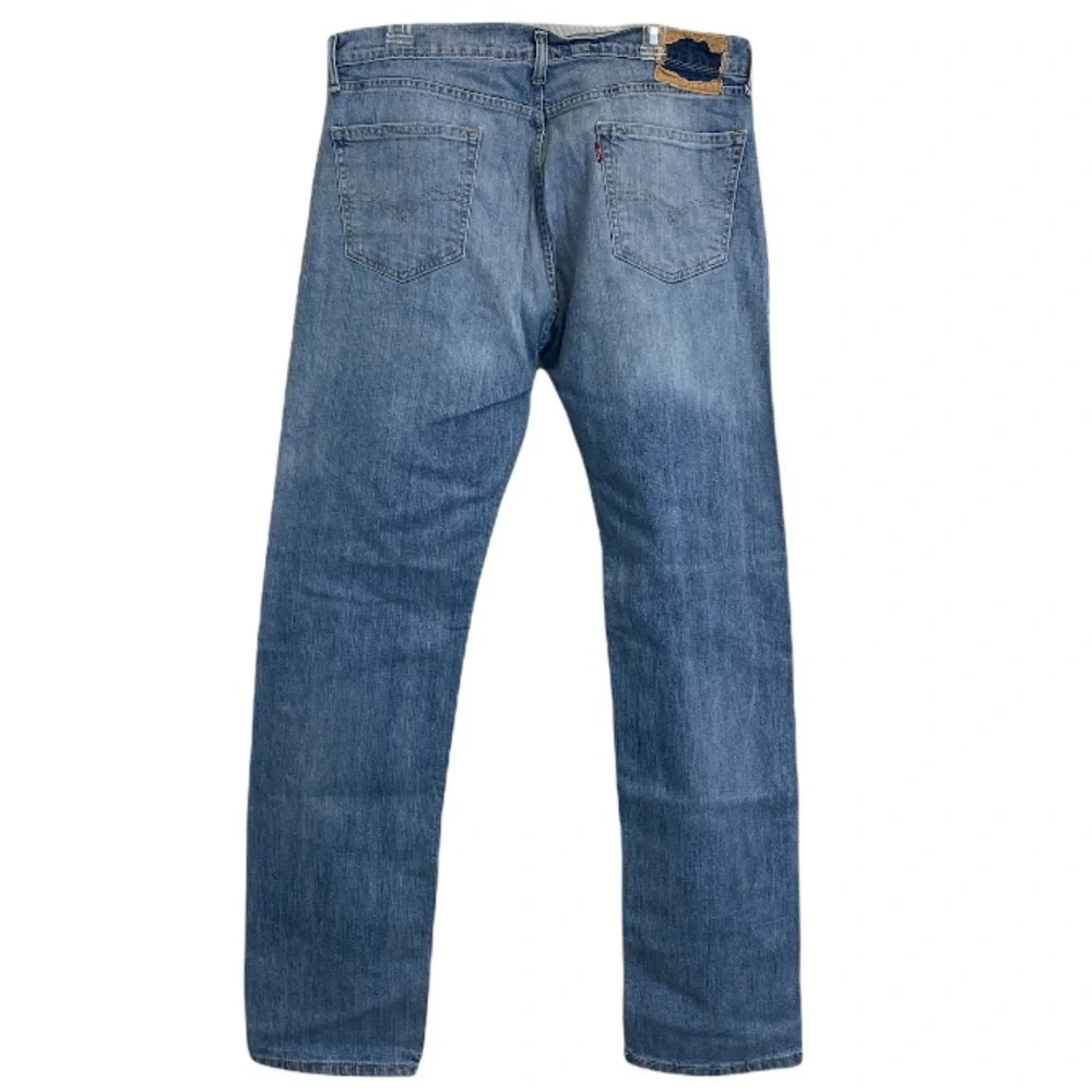 LEVI’S Red Tab 505 Lightwash Men’s Denim Jeans Waist 36 Casual